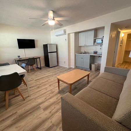 Beachside Resort Motel St. Pete Beach Buitenkant foto