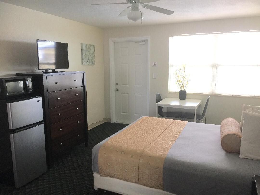 Beachside Resort Motel St. Pete Beach Buitenkant foto