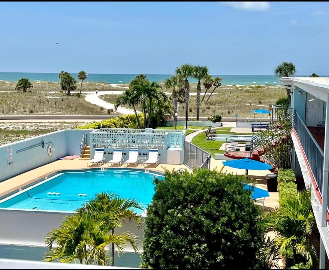 Beachside Resort Motel St. Pete Beach Buitenkant foto